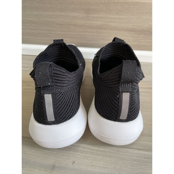 Nike‎ Roshe Two Flyknit V2 Women’s Shoes Size 7.5 US Running Training 917688-001 - Picture 4 of 10